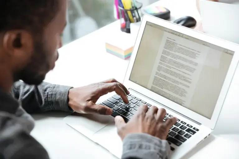 Le secret des contenus qui cartonnent : 3 techniques de rédaction à tester dès aujourd&rsquo;hui.